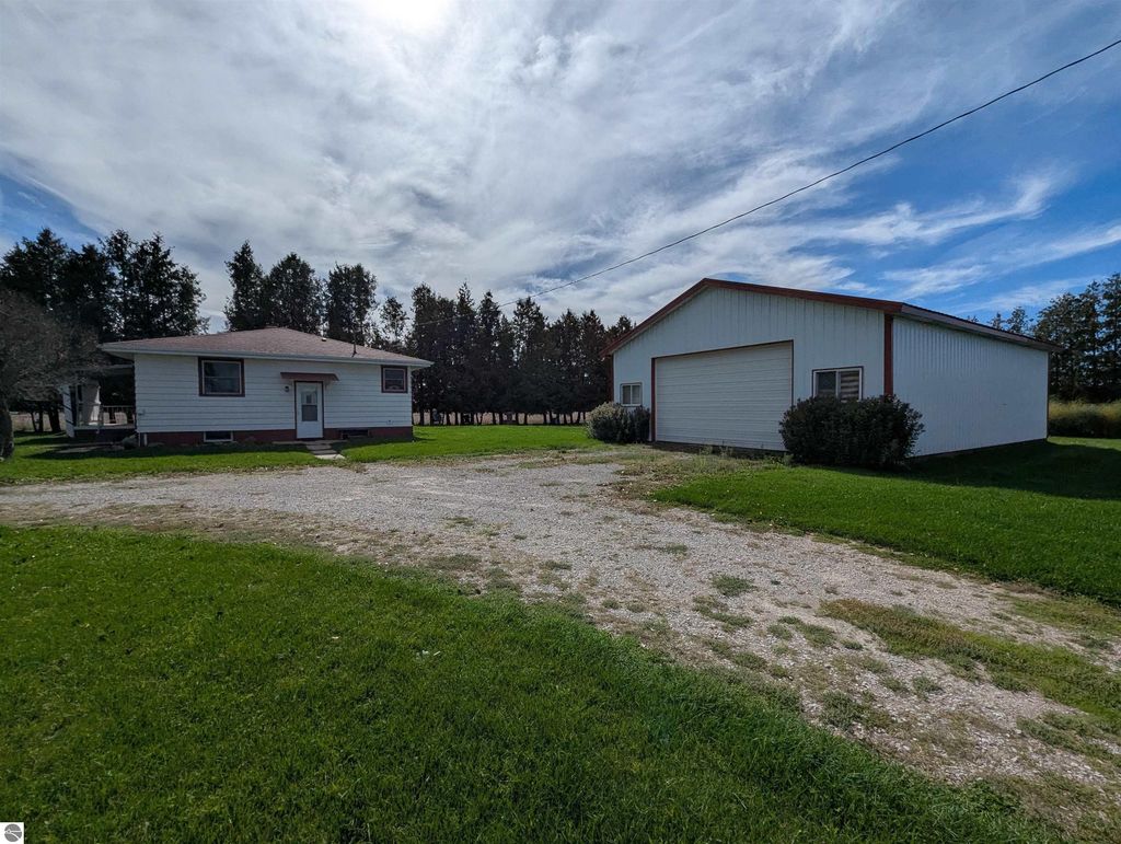 Photo of 1409 N Crawford Road, Turner, MI 48765 (MLS # 1939445)