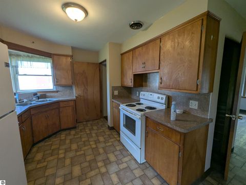 Tiny photo for 1409 N Crawford Road, Turner, MI 48765 (MLS # 1939445)