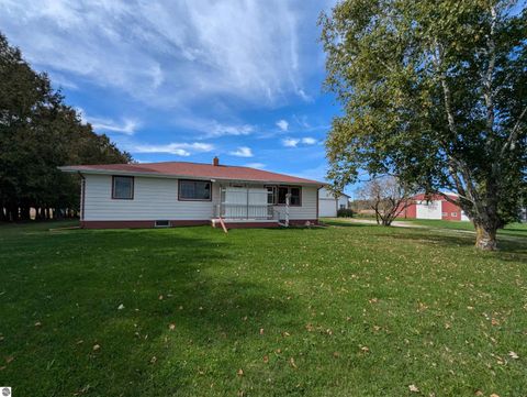 Photo of 1409 N Crawford Road, Turner, MI 48765 (MLS # 1939445)