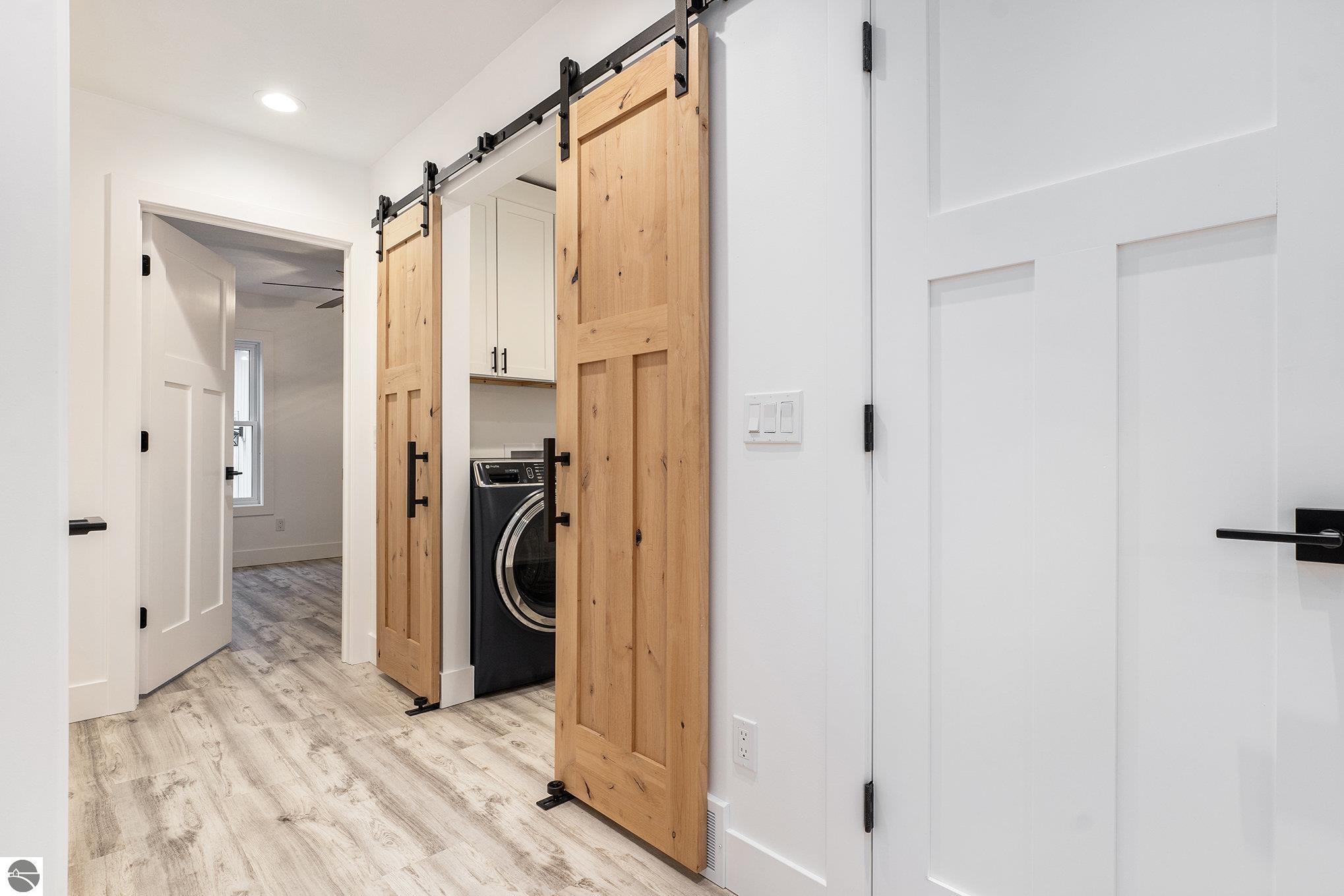 Traverse City, Michigan 49696, United States, 4 Bedrooms Bedrooms, ,3 BathroomsBathrooms,Residential,Pending,25381