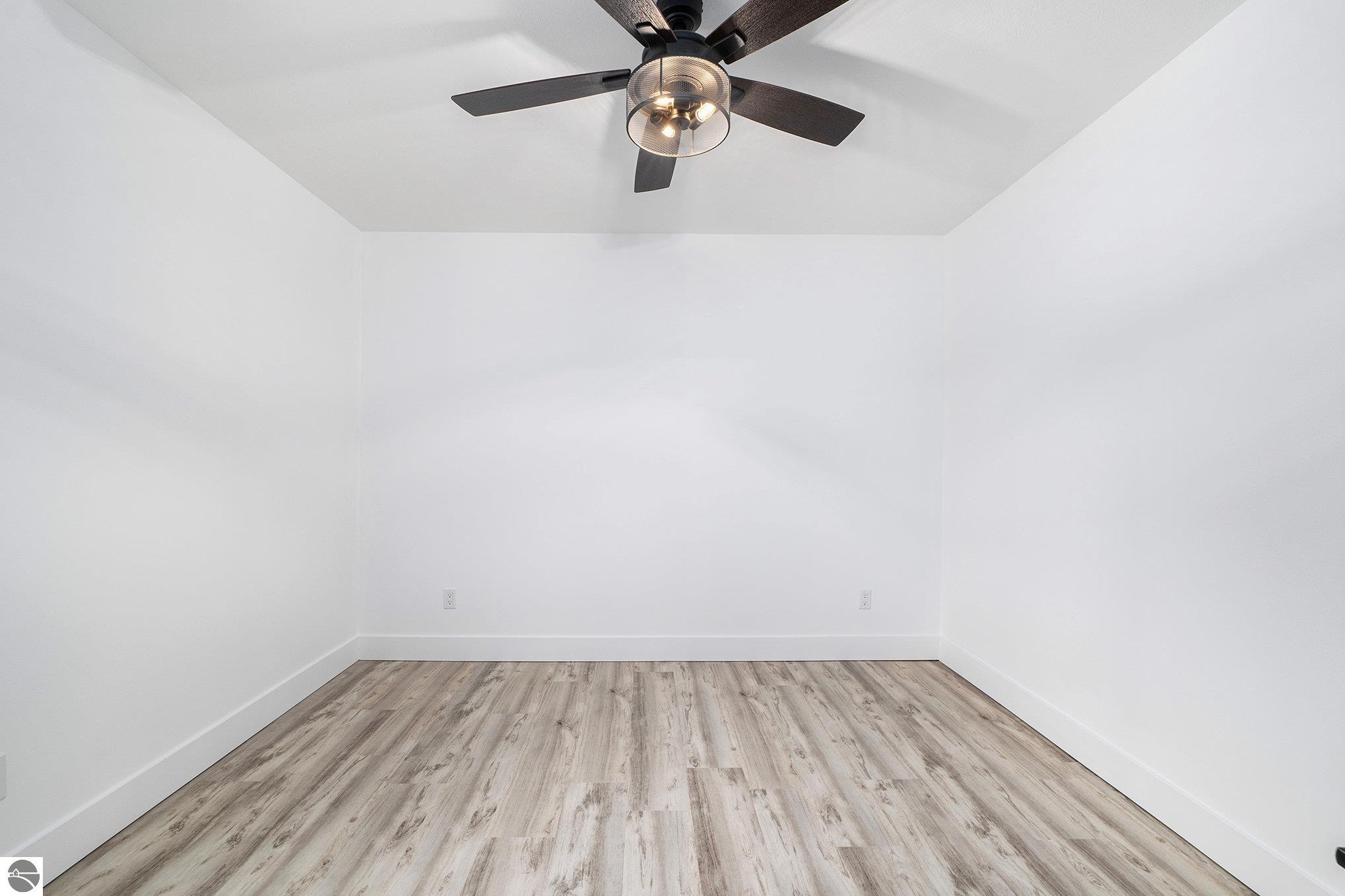 Traverse City, Michigan 49696, United States, 4 Bedrooms Bedrooms, ,3 BathroomsBathrooms,Residential,Pending,25381