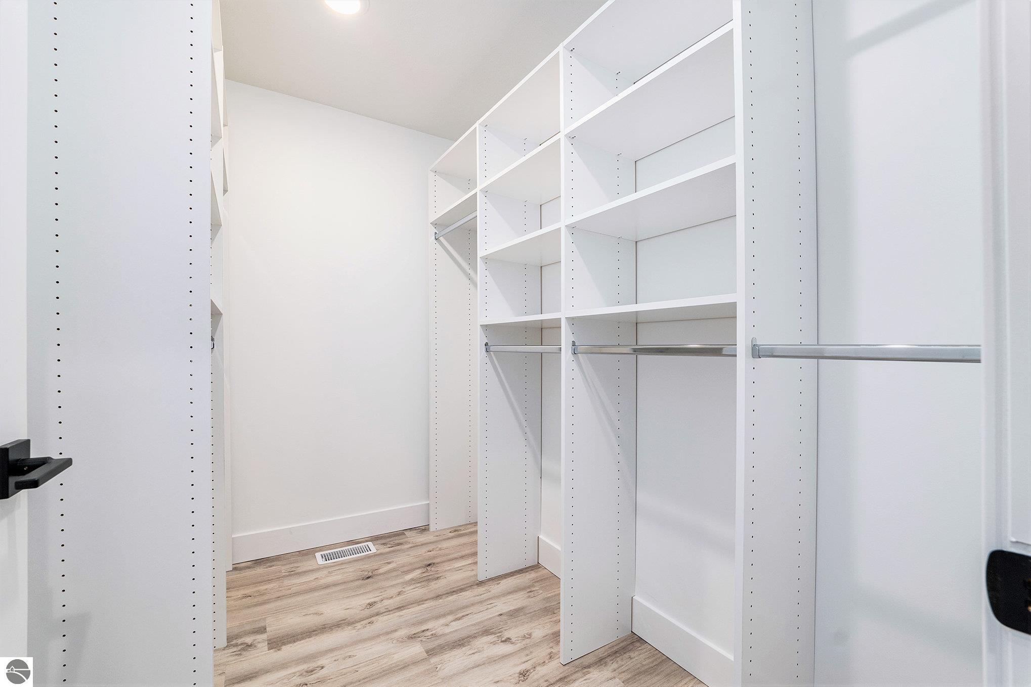 Traverse City, Michigan 49696, United States, 4 Bedrooms Bedrooms, ,3 BathroomsBathrooms,Residential,Pending,25381