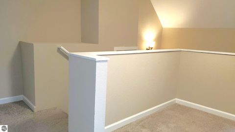 Tiny photo for 634 S Oak Street, Mt Pleasant, MI 48858 (MLS # 1941303)