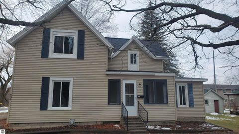 Tiny photo for 634 S Oak Street, Mt Pleasant, MI 48858 (MLS # 1941303)