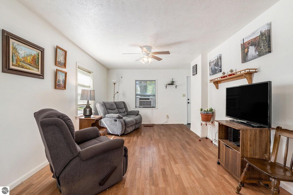 Photo of 504 Allen Street, Cadillac, MI 49601 (MLS # 1938495)