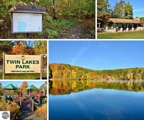 Tiny photo for 9933 Crescent Shores Road, Traverse City, MI 49685 (MLS # 1939383)