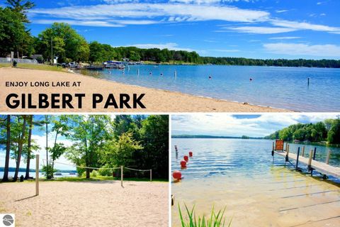 Tiny photo for 9933 Crescent Shores Road, Traverse City, MI 49685 (MLS # 1939383)