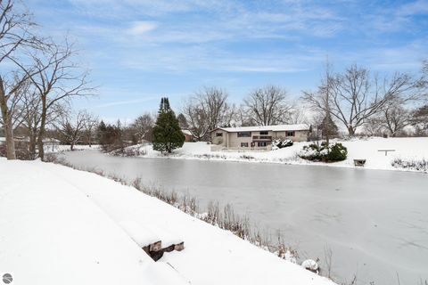 Tiny photo for 5390 Pheasant Court, Alma, MI 48801 (MLS # 1940915)