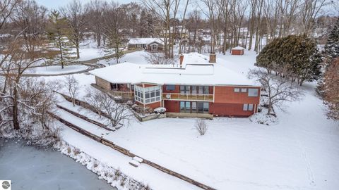 Tiny photo for 5390 Pheasant Court, Alma, MI 48801 (MLS # 1940915)