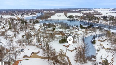 Tiny photo for 5390 Pheasant Court, Alma, MI 48801 (MLS # 1940915)