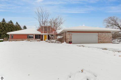 Tiny photo for 5390 Pheasant Court, Alma, MI 48801 (MLS # 1940915)