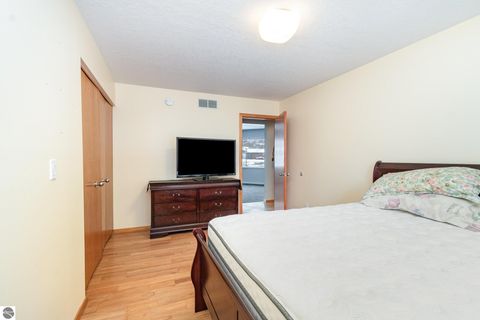 Tiny photo for 5390 Pheasant Court, Alma, MI 48801 (MLS # 1940915)