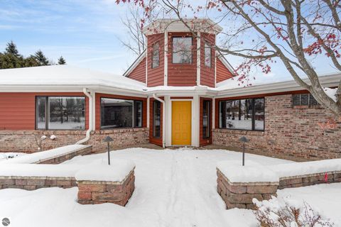 Tiny photo for 5390 Pheasant Court, Alma, MI 48801 (MLS # 1940915)