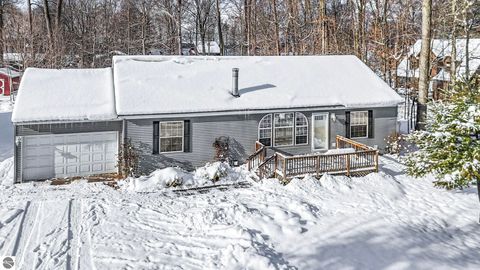 Photo of 4046 White Birch Drive, Grawn, MI 49637 (MLS # 1941097)