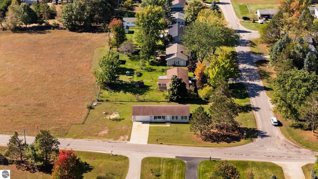 Photo of 1800 Fairfield Drive, Grawn, MI 49637 (MLS # 1939562)