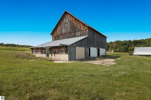 Tiny photo for 9224 E Duck Lake Road #Parcel A, Suttons Bay, MI 49682 (MLS # 1940987)