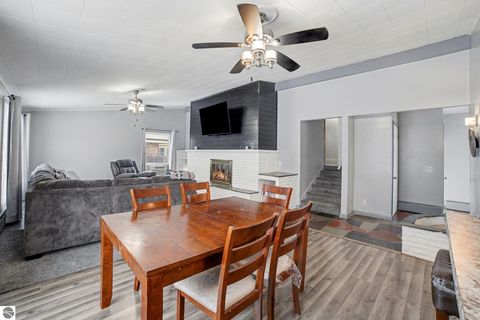 Tiny photo for 905 E Gaylord Street, Mt Pleasant, MI 48858 (MLS # 1940891)