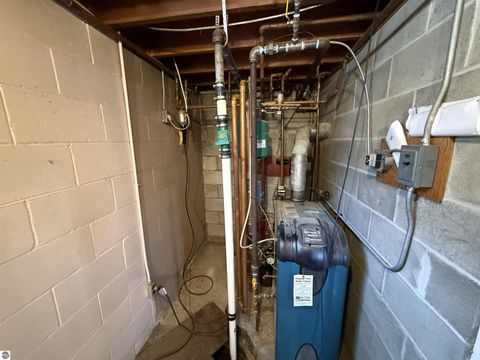 Tiny photo for 905 E Gaylord Street, Mt Pleasant, MI 48858 (MLS # 1940891)