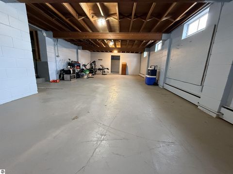 Tiny photo for 905 E Gaylord Street, Mt Pleasant, MI 48858 (MLS # 1940891)