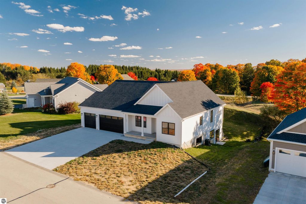 Photo of 4311 Apple Tree Lane, Traverse City, MI 49685 (MLS # 1939779)