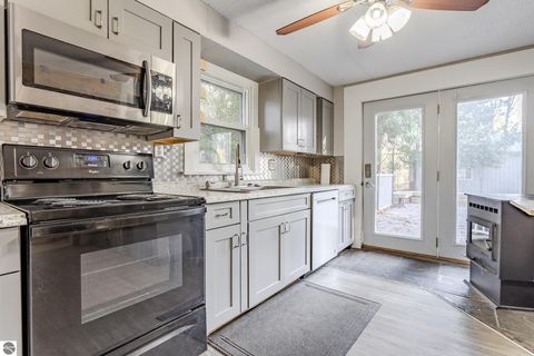 Tiny photo for 3810 N Four Mile Road, Traverse City, MI 49686 (MLS # 1940675)