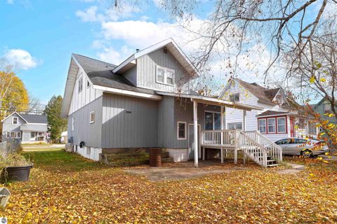 Tiny photo for 645 N Lake Street, Cadillac, MI 49601 (MLS # 1940352)