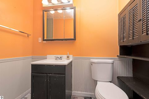 Tiny photo for 645 N Lake Street, Cadillac, MI 49601 (MLS # 1940352)