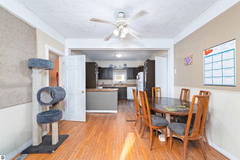 Tiny photo for 645 N Lake Street, Cadillac, MI 49601 (MLS # 1940352)