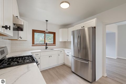 Tiny photo for 966 Frankfort Avenue, Elberta, MI 49628 (MLS # 1939725)