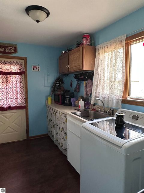 Tiny photo for 4350 W Laporte Road, St Louis, MI 48880 (MLS # 1939933)