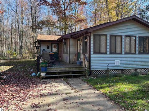 Tiny photo for 4350 W Laporte Road, St Louis, MI 48880 (MLS # 1939933)
