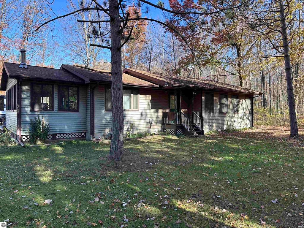 Photo for 4350 W Laporte Road, St Louis, MI 48880 (MLS # 1939933)