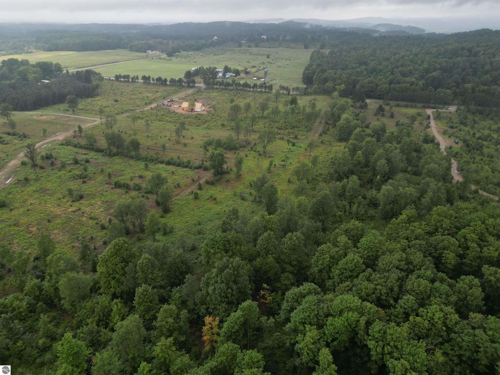 Photo of 3 E Kasson Road, Maple City, MI 49664 (MLS # 1940368)