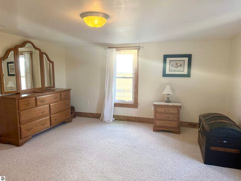 Tiny photo for 4651 S Begole Road, Ithaca, MI 48847 (MLS # 1939372)