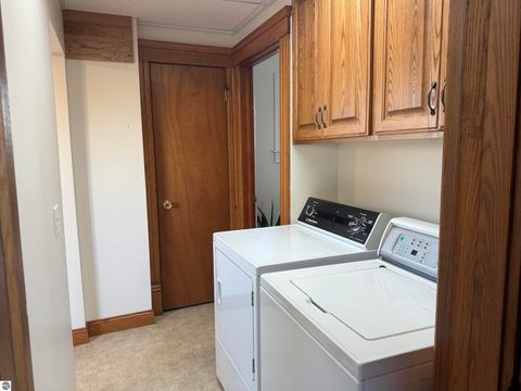 Tiny photo for 4651 S Begole Road, Ithaca, MI 48847 (MLS # 1939372)