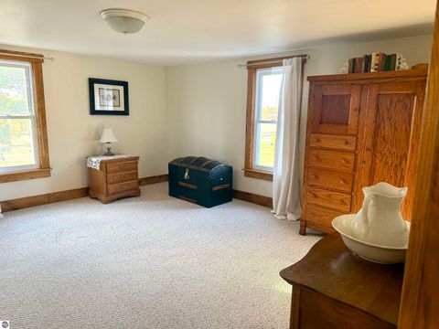 Tiny photo for 4651 S Begole Road, Ithaca, MI 48847 (MLS # 1939372)