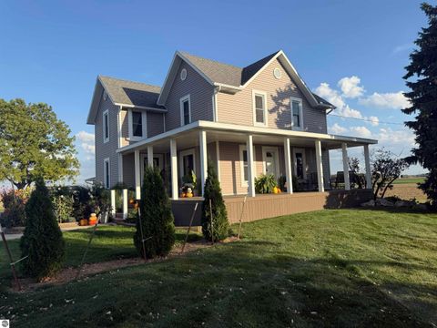 Tiny photo for 4651 S Begole Road, Ithaca, MI 48847 (MLS # 1939372)