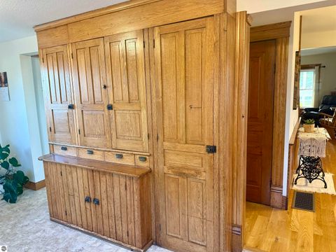 Tiny photo for 4651 S Begole Road, Ithaca, MI 48847 (MLS # 1939372)