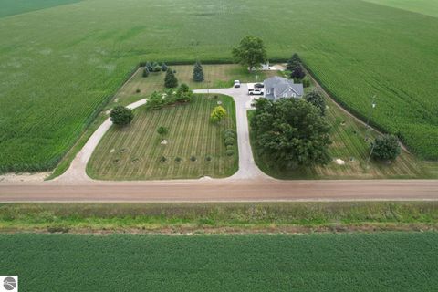 Tiny photo for 4651 S Begole Road, Ithaca, MI 48847 (MLS # 1939372)