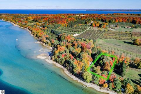 Tiny photo for 783 S Stony Point Road, Suttons Bay, MI 49682 (MLS # 1939835)