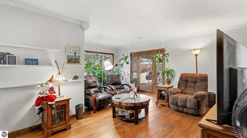 Tiny photo for 215 Dearing Drive, Shepherd, MI 48883 (MLS # 1941267)