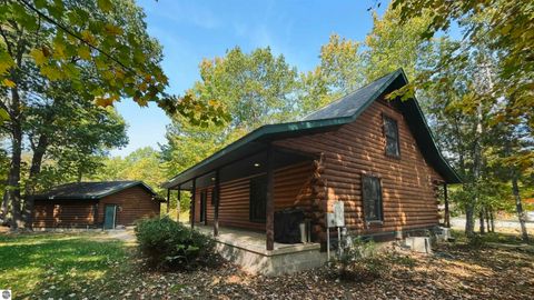 Tiny photo for 1967 NE Fairways Drive, Kalkaska, MI 49646 (MLS # 1939300)