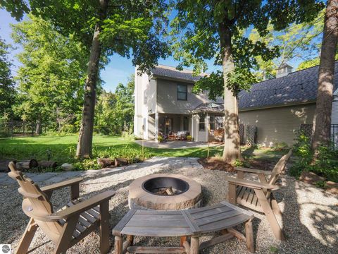 Tiny photo for 417 N Madison St, Traverse City, MI 49684 (MLS # 1939980)