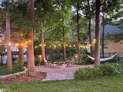 Tiny photo for 417 N Madison St, Traverse City, MI 49684 (MLS # 1939980)