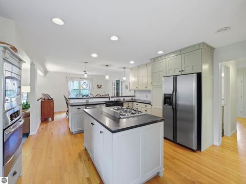 Tiny photo for 417 N Madison St, Traverse City, MI 49684 (MLS # 1939980)