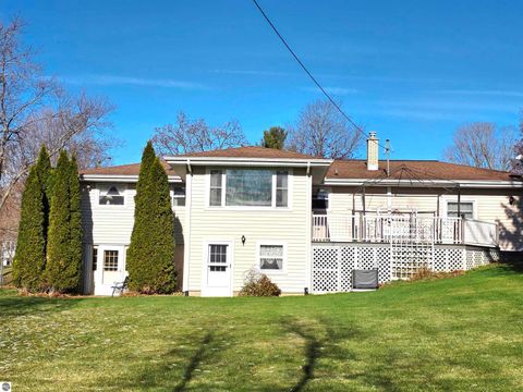 Tiny photo for 44 Leroy Street, Hillsdale, MI 49242 (MLS # 1940750)