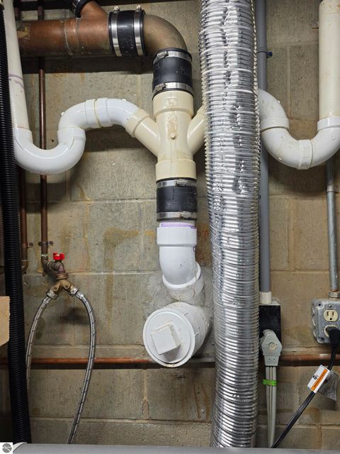 Tiny photo for 44 Leroy Street, Hillsdale, MI 49242 (MLS # 1940750)