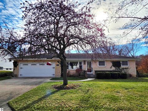 Tiny photo for 44 Leroy Street, Hillsdale, MI 49242 (MLS # 1940750)