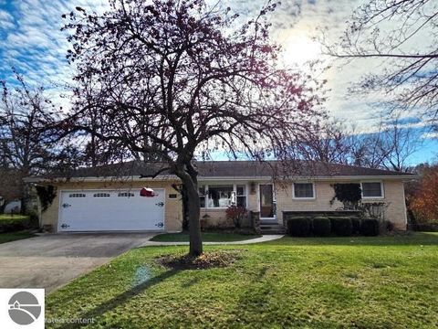 Photo of 44 Leroy Street, Hillsdale, MI 49242 (MLS # 1940750)