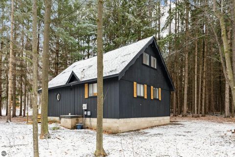 Tiny photo for 6879 Obervalden Drive, Bellaire, MI 49615 (MLS # 1941359)